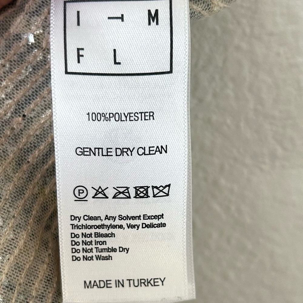ITMFL Cortado Cher Vest and Indigo Cher Skirt Set in Beige and Silver - Picture 11 of 12